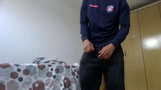 JUNINHOLEKEJR's cam snapshot