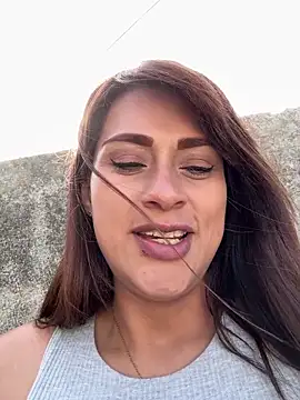 valeria_absurdah's cam snapshot