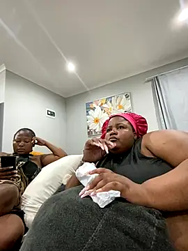 MissLola27 live sex cam