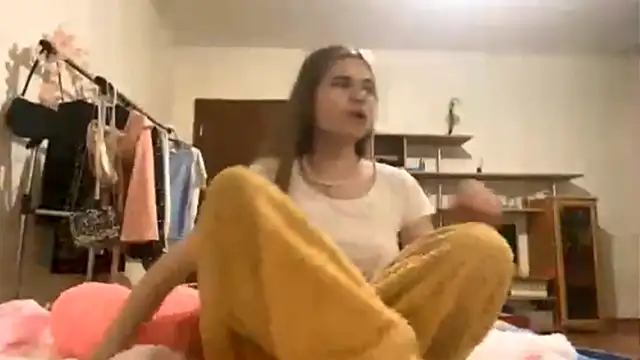 AlmetaBradicich's cam snapshot