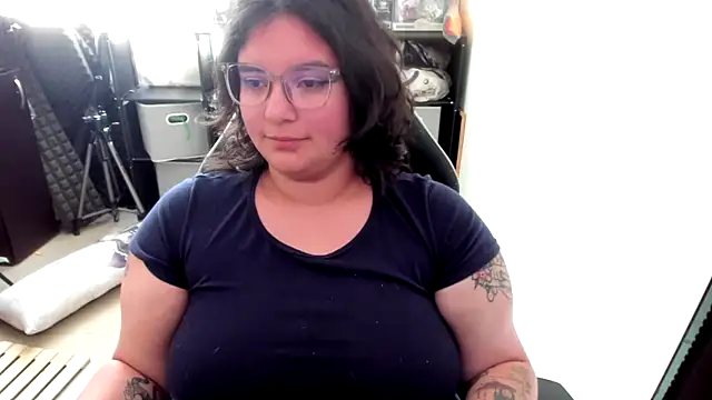 aika-dreams's cam snapshot