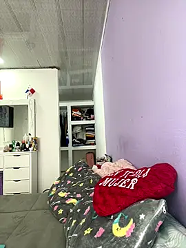 Marianahb-e's cam snapshot