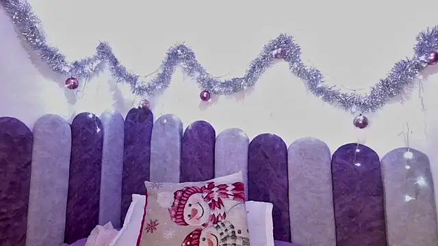 anais_tgn's cam snapshot