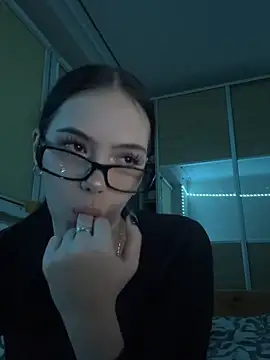 KaroSweet69's cam snapshot