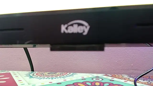 Mia_rousse_x's cam snapshot