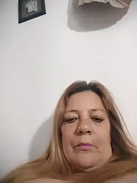 karlaanqui1's cam snapshot