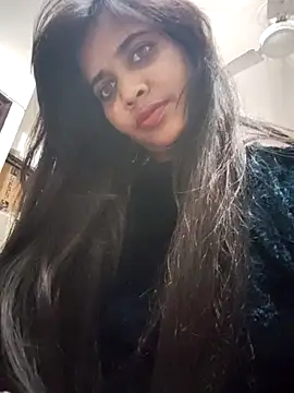 cute_radhikaa's cam snapshot