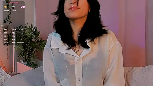 lilithlunna live sex cam