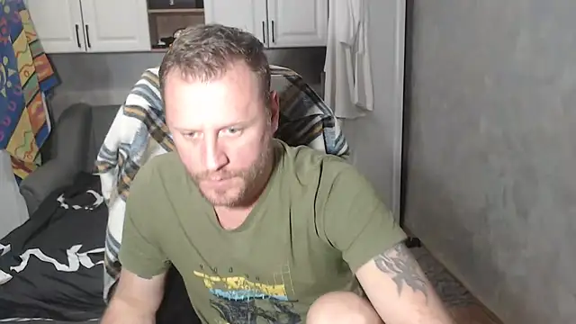 ALEX_BEAUTY2025's cam snapshot