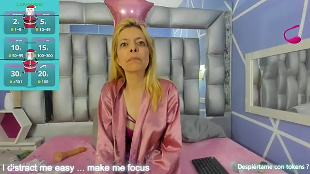 sophia_ny's cam snapshot