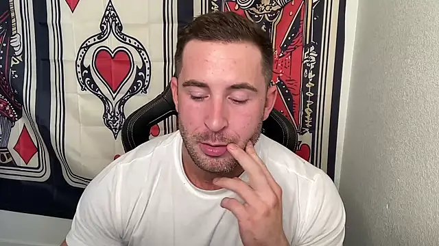 brettmycles28 live sex cam