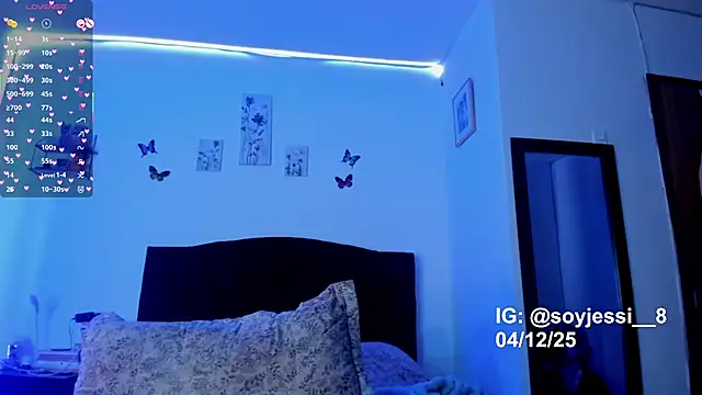 lauureen_c's cam snapshot