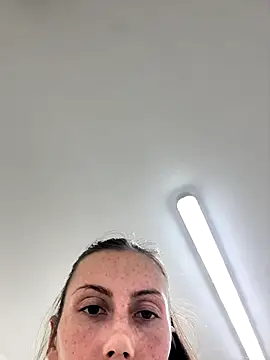 MilaRenee's cam snapshot