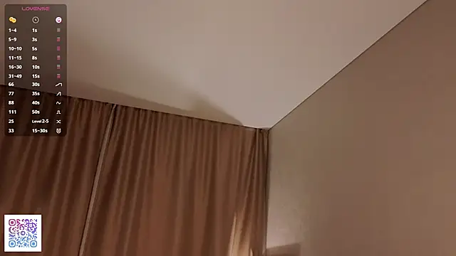 AngelenaCrittendon's cam snapshot