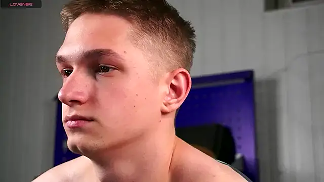 dustyn_fox's cam snapshot