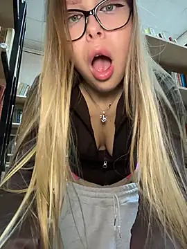 Liza_risky live sex cam