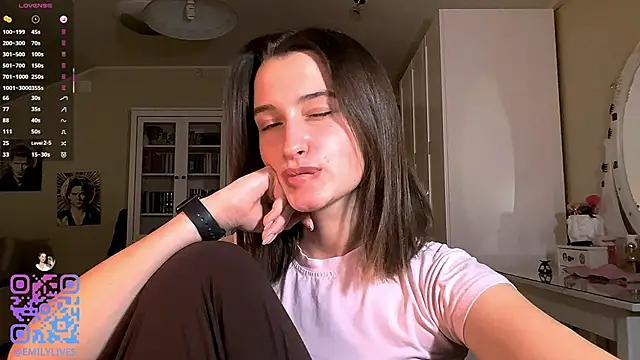 DarlineBrustera's cam snapshot