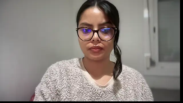 naughty__alexia's cam snapshot