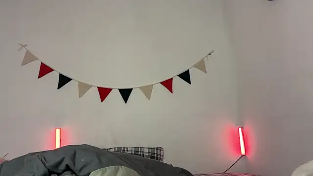 MiaDavis21 live sex cam