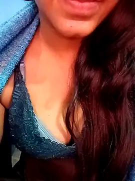 Rashika-jaan's cam snapshot