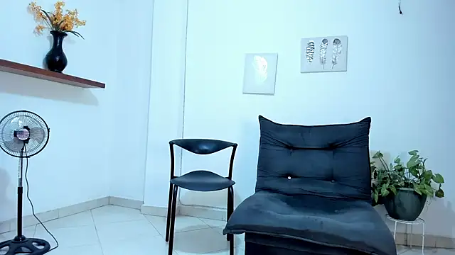 anniesweet-'s cam snapshot