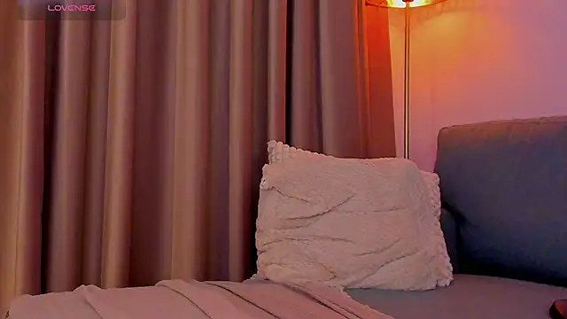 AlessandraCrystal's cam snapshot