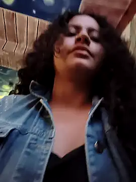 Yaya_watson's cam snapshot