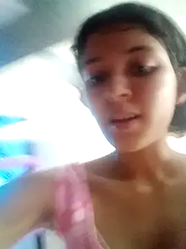 Soymaia's cam snapshot