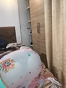 Desi_seductress's cam snapshot