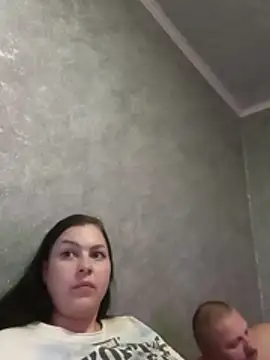 Greta_Tamar's cam snapshot