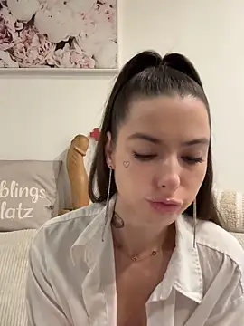 Sugarbellax's cam snapshot