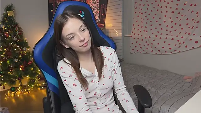 AsyaSky's cam snapshot