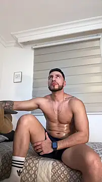 Thiago_Hill live sex cam