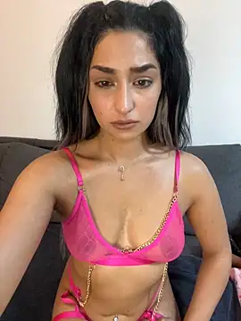 Mia_spicyy's cam snapshot