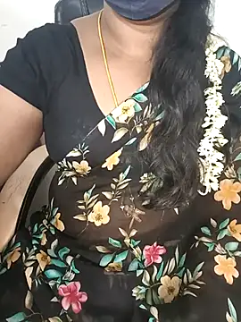 Tamil-hotwife's cam snapshot