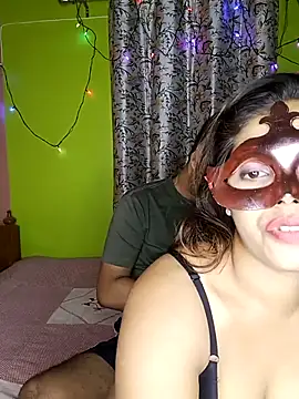 Exotic_couple_38's cam snapshot