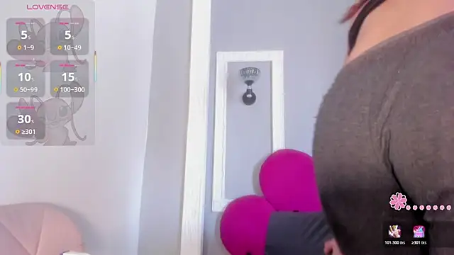 Bonniie_22 live sex cam