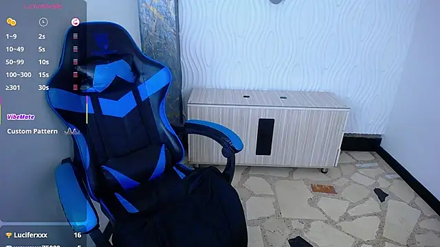 Anniee_x live sex cam