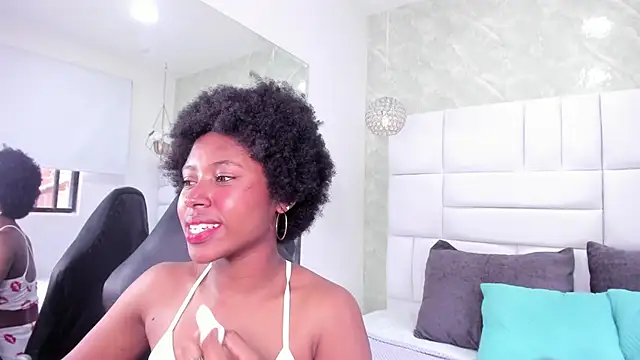 violeta_ruizz live sex cam