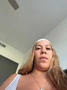 Bigbuttbrooklynn live sex cam