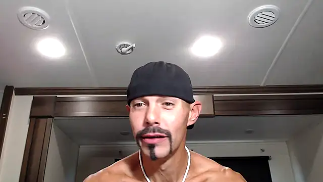 ThickD2C's cam snapshot