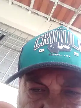 Peludo173317's cam snapshot