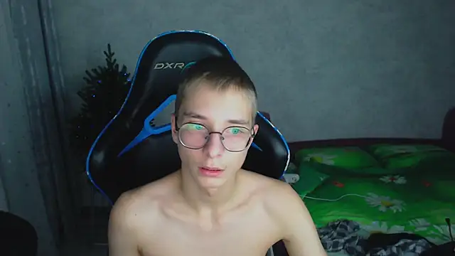 glasses_cat live sex cam