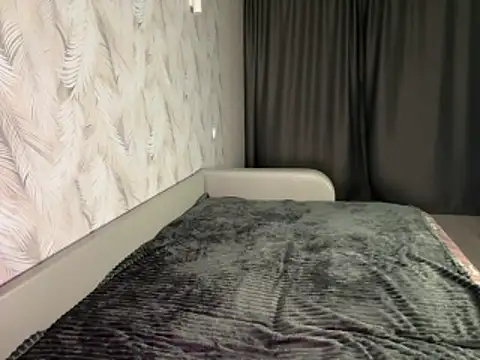 MiaBlisss_'s cam snapshot