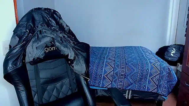 Tommy_Bred's cam snapshot