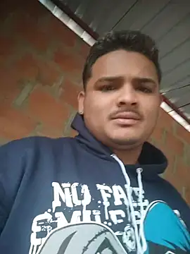 Boycuriousxxx's cam snapshot