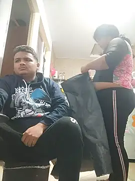 Boycuriousxxx's cam snapshot