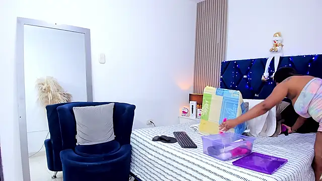 gabytyara2's cam snapshot