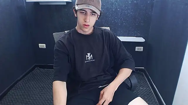 Kerverr_ live sex cam