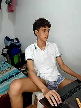 Alayn_sexy_ayes's cam snapshot